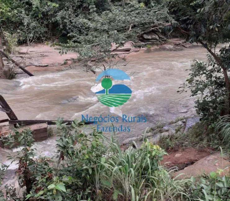 Foto 4 de Fazenda / Haras com 1 quarto à venda, 532m2 em Uruacu - GO