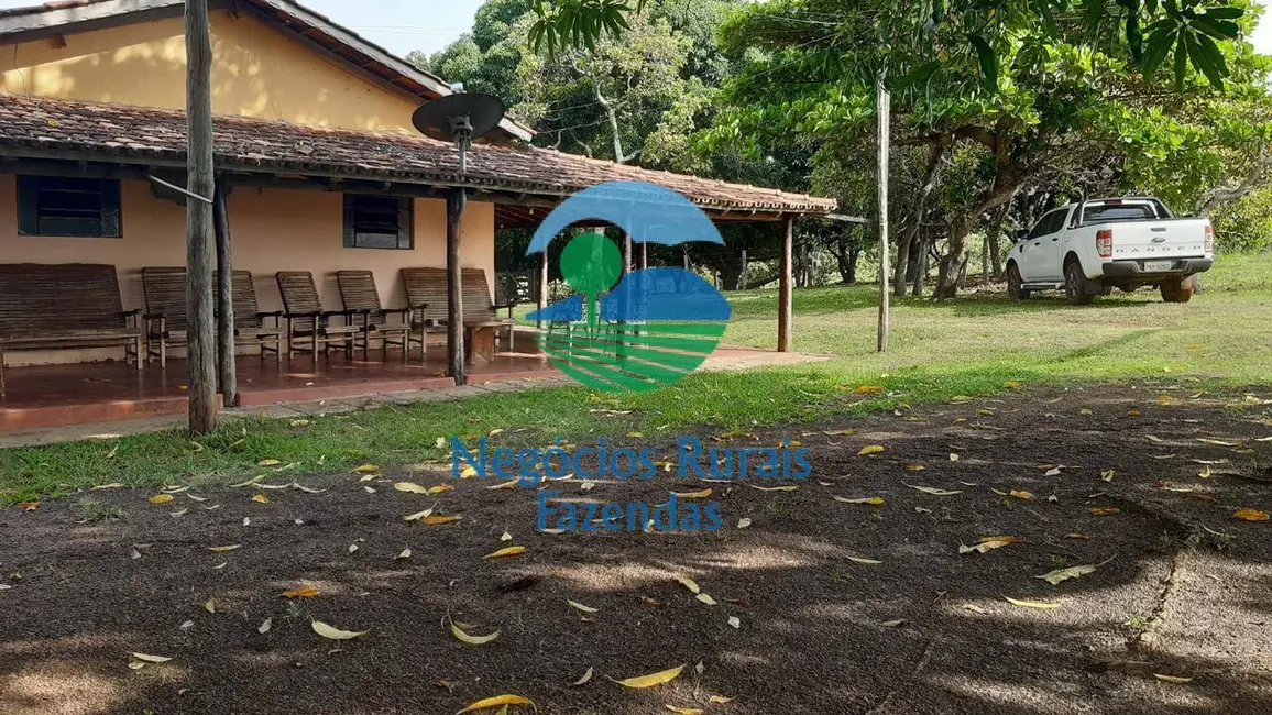 Foto 2 de Fazenda / Haras com 4 quartos à venda, 363m2 em Crixas - GO