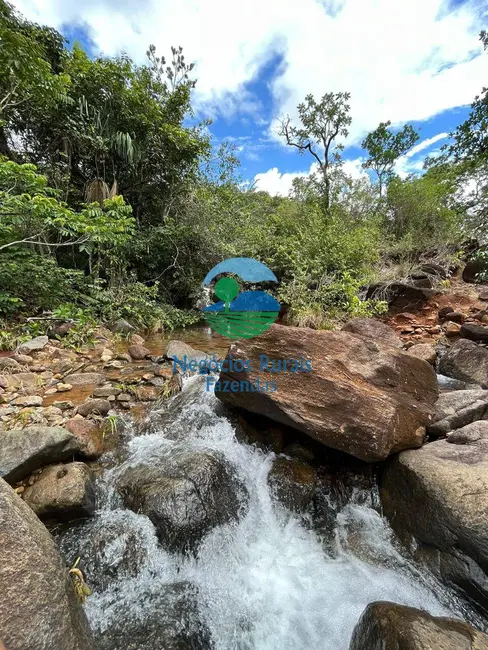 Foto 3 de Fazenda / Haras com 2 quartos à venda, 972m2 em Barro Alto - GO