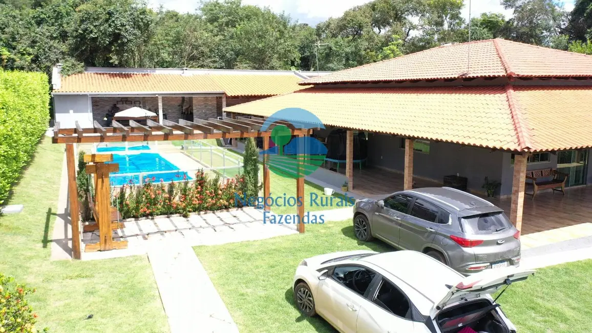 Foto 1 de Chácara com 4 quartos à venda, 2000m2 em  - GO