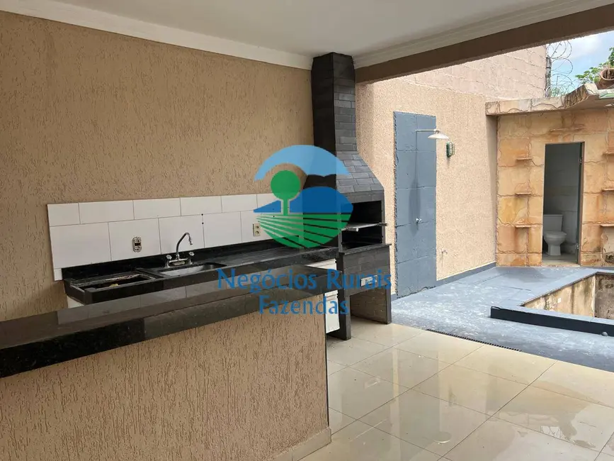 Foto 1 de Casa com 5 quartos à venda em Parque João Braz - Cidade Industrial, Goiania - GO