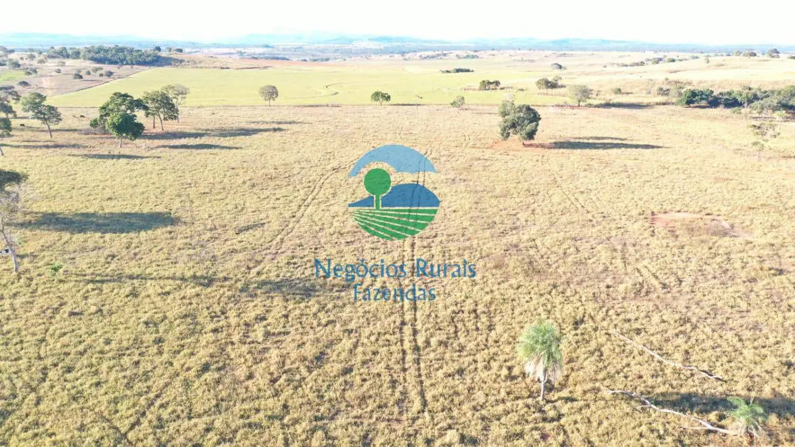 Foto 5 de Fazenda / Haras com 4 quartos à venda, 774m2 em Setor Central, Uruacu - GO