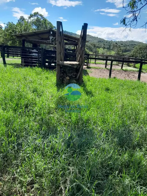 Fazenda / Haras com 3 quartos à venda, 203m2 em Pires Do Rio - GO - imagem 1 Foto 1 de Fazenda / Haras com 3 quartos à venda, 203m2 em Pires Do Rio - GO