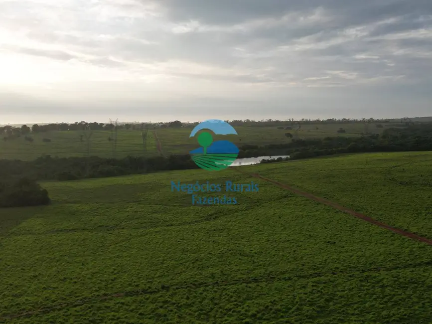 Foto 9 de Fazenda / Haras com 5 quartos à venda, 733m2 em Guarai - TO