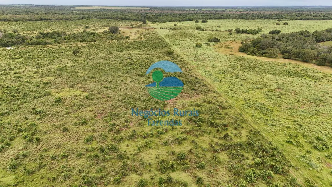 Foto 4 de Fazenda / Haras com 7 quartos à venda, 271m2 em Setor Central, Talisma - TO