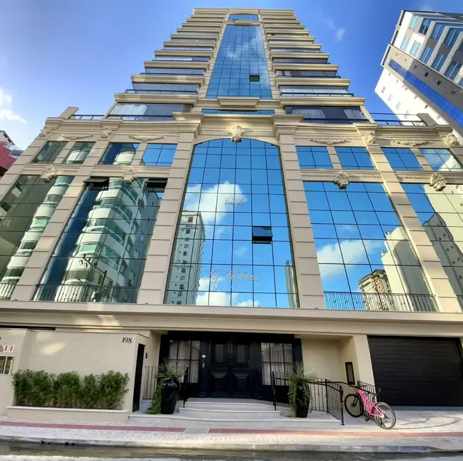 Foto 9 de Apartamento com 4 quartos à venda, 150m2 em Meia Praia, Itapema - SC