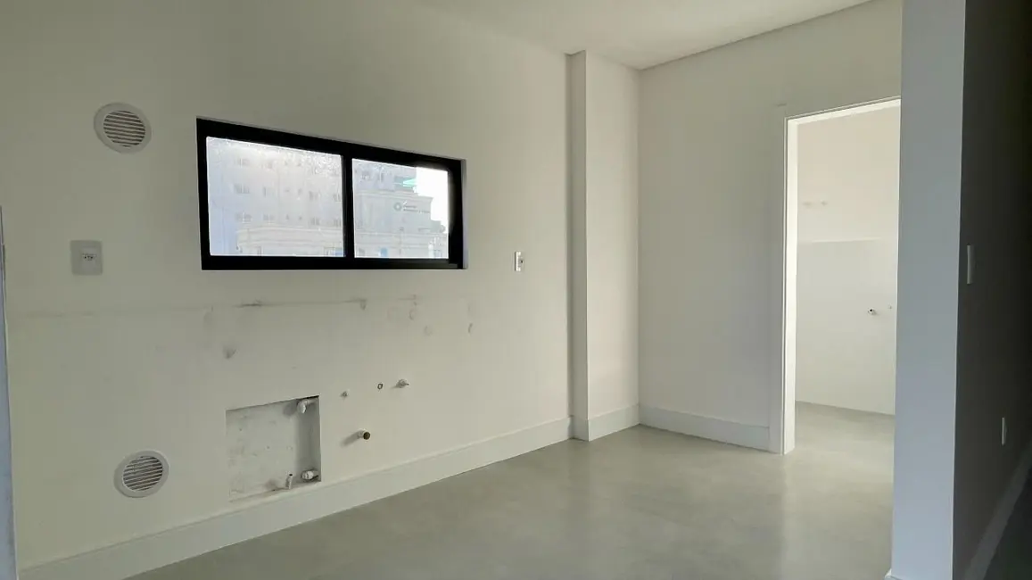 Foto 6 de Apartamento com 4 quartos à venda, 150m2 em Meia Praia, Itapema - SC