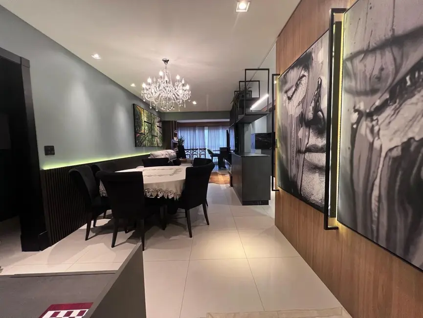 Foto 3 de Apartamento com 3 quartos à venda, 122m2 em Meia Praia, Itapema - SC