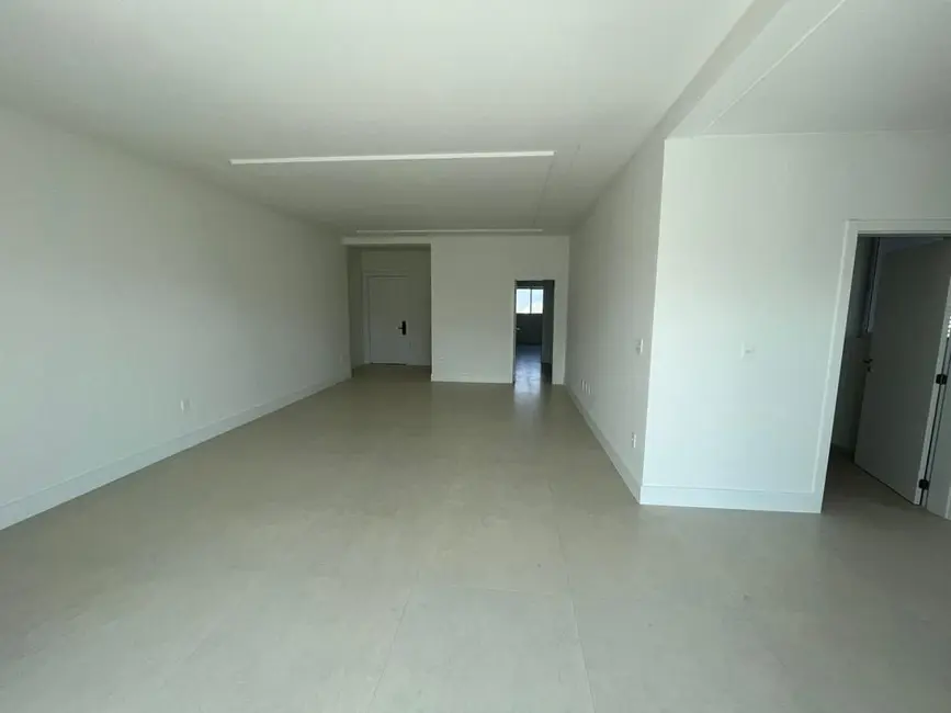 Foto 9 de Apartamento com 3 quartos à venda, 152m2 em Meia Praia, Itapema - SC