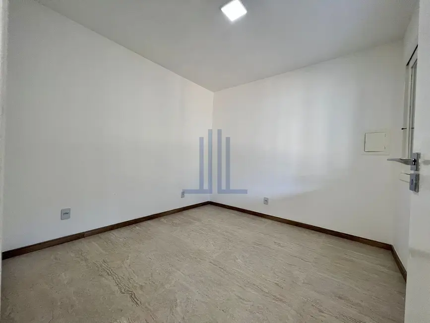Casa com 3 quartos à venda, 216m2 em São José, Santa Maria - RS - imagem 6 Foto 6 de Casa com 3 quartos à venda, 216m2 em São José, Santa Maria - RS