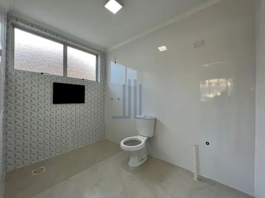Casa com 3 quartos à venda, 216m2 em São José, Santa Maria - RS - imagem 9 Foto 9 de Casa com 3 quartos à venda, 216m2 em São José, Santa Maria - RS