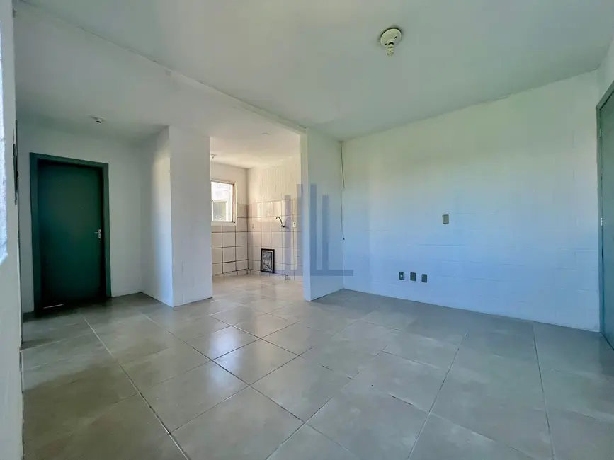 Foto 1 de Apartamento com 2 quartos à venda, 44m2 em Urlândia, Santa Maria - RS