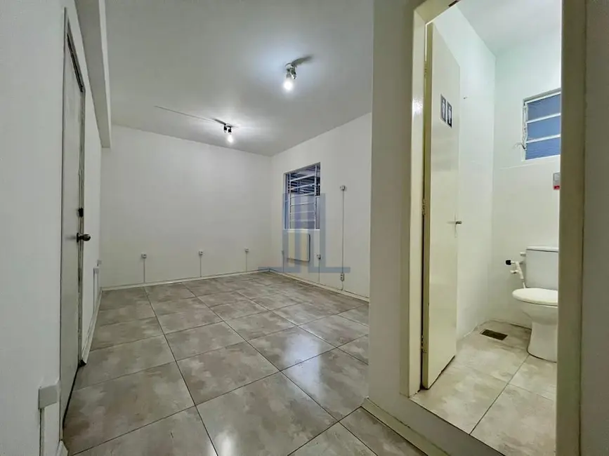 Foto 6 de Sala Comercial com 2 quartos para alugar, 40m2 em Centro, Santa Maria - RS