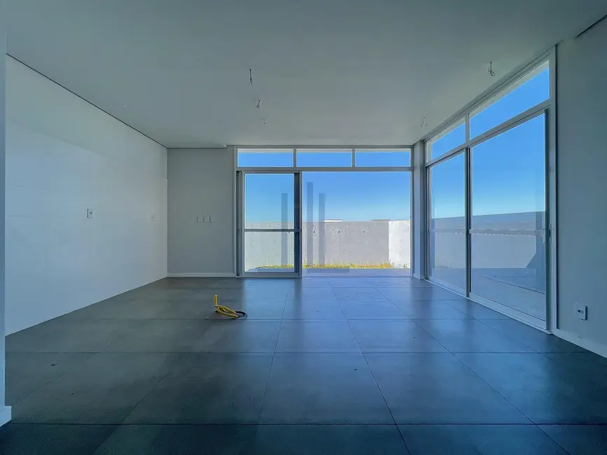 Foto 9 de Casa de Condomínio com 3 quartos à venda, 240m2 em Tomazetti, Santa Maria - RS