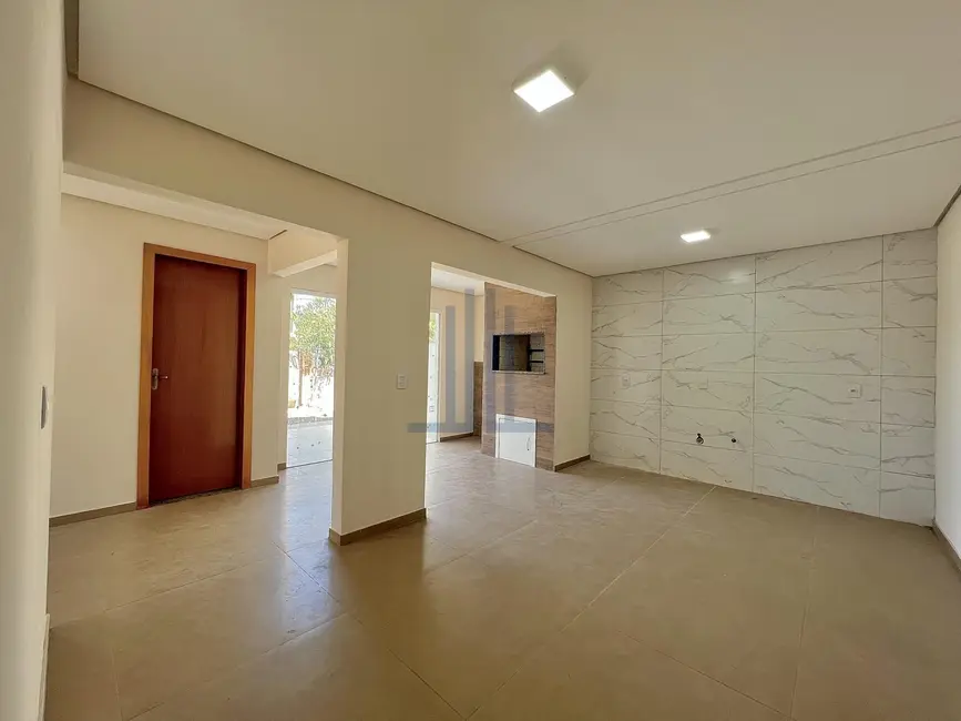 Casa com 3 quartos à venda, 144m2 em Pinheiro Machado, Santa Maria - RS - imagem 5 Foto 5 de Casa com 3 quartos à venda, 144m2 em Pinheiro Machado, Santa Maria - RS