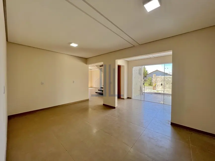 Casa com 3 quartos à venda, 144m2 em Pinheiro Machado, Santa Maria - RS - imagem 6 Foto 6 de Casa com 3 quartos à venda, 144m2 em Pinheiro Machado, Santa Maria - RS