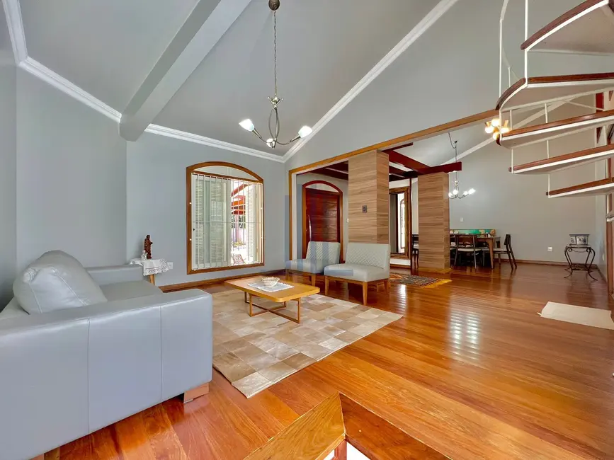 Casa com 5 quartos à venda, 534m2 em Cerrito, Santa Maria - RS - imagem 8 Foto 8 de Casa com 5 quartos à venda, 534m2 em Cerrito, Santa Maria - RS