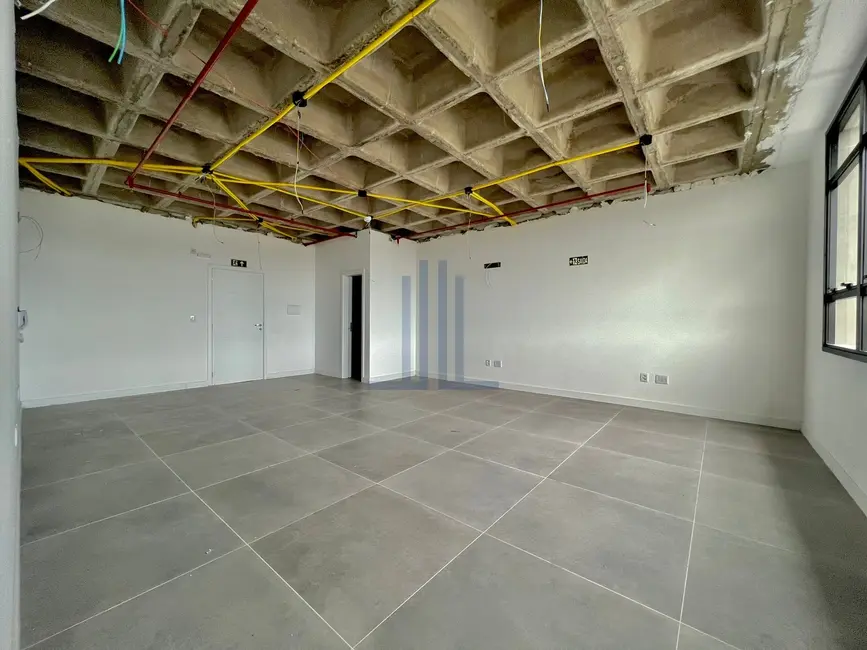 Sala Comercial com 1 quarto para alugar, 47m2 em Centro, Santa Maria - RS - imagem 5 Foto 5 de Sala Comercial com 1 quarto para alugar, 47m2 em Centro, Santa Maria - RS