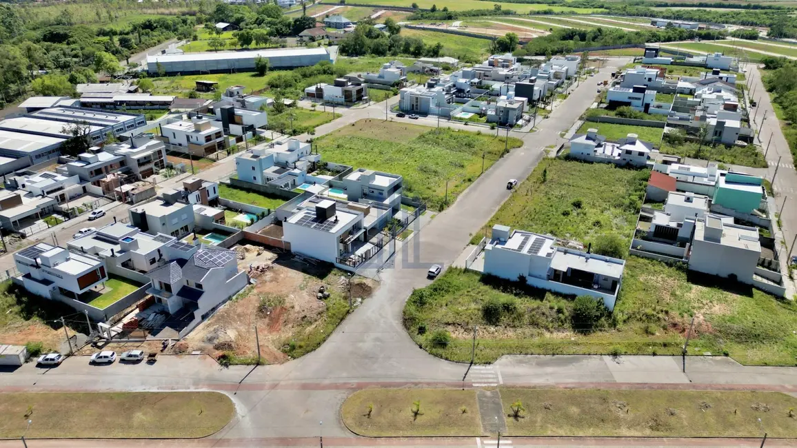 Foto 2 de Terreno / Lote à venda, 354m2 em São José, Santa Maria - RS