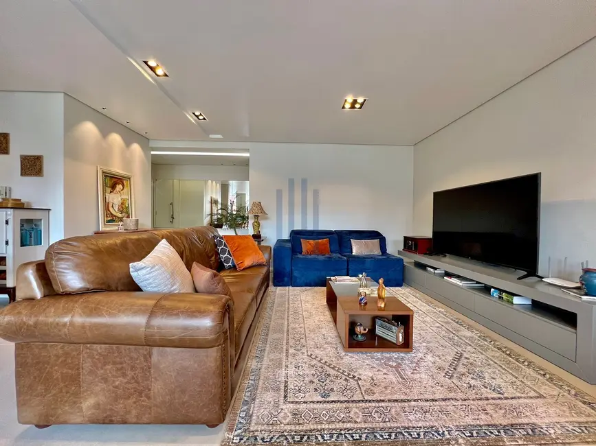 Foto 5 de Apartamento com 3 quartos à venda, 125m2 em Nossa Senhora de Lourdes, Santa Maria - RS