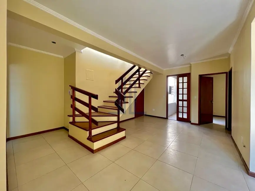 Foto 6 de Cobertura com 2 quartos à venda, 181m2 em Nossa Senhora de Fátima, Santa Maria - RS