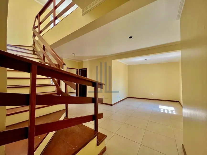 Foto 8 de Cobertura com 2 quartos à venda, 181m2 em Nossa Senhora de Fátima, Santa Maria - RS