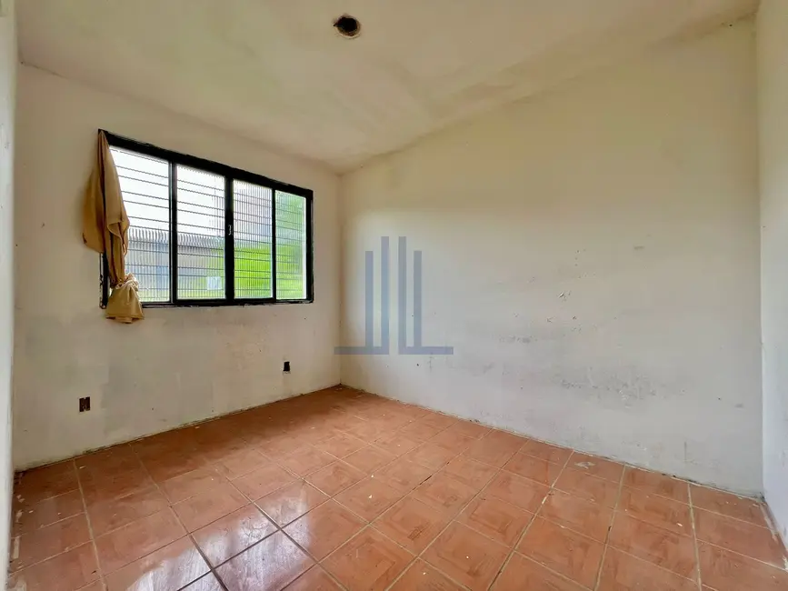 Casa com 3 quartos à venda, 138m2 em São José, Santa Maria - RS - imagem 8 Foto 8 de Casa com 3 quartos à venda, 138m2 em São José, Santa Maria - RS