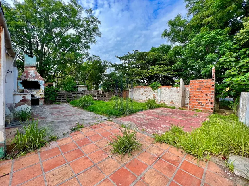 Casa com 3 quartos à venda, 138m2 em São José, Santa Maria - RS - imagem 3 Foto 3 de Casa com 3 quartos à venda, 138m2 em São José, Santa Maria - RS