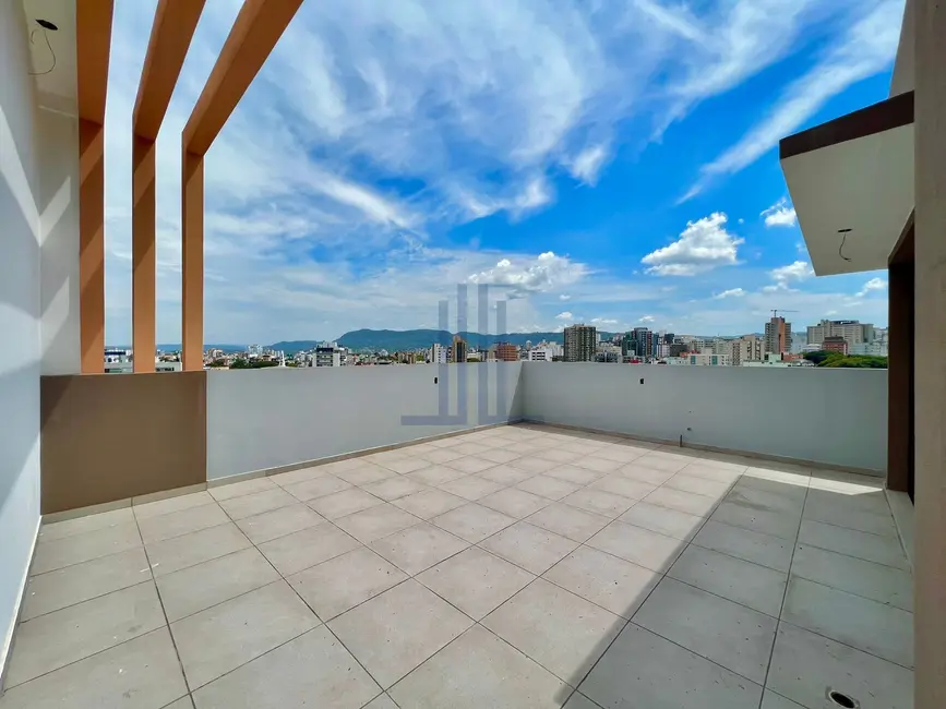 Foto 7 de Cobertura com 4 quartos à venda, 234m2 em Nossa Senhora Medianeira, Santa Maria - RS