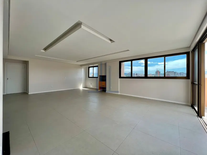 Cobertura com 3 quartos à venda, 278m2 em Nossa Senhora Medianeira, Santa Maria - RS - imagem 9 Foto 9 de Cobertura com 3 quartos à venda, 278m2 em Nossa Senhora Medianeira, Santa Maria - RS