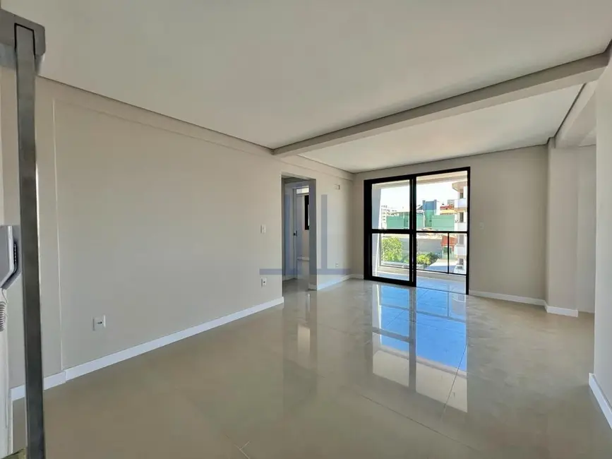 Foto 2 de Apartamento com 2 quartos à venda, 62m2 em Camobi, Santa Maria - RS