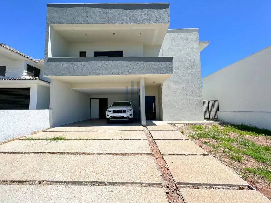 Foto 1 de Casa de Condomínio com 3 quartos à venda, 215m2 em Camobi, Santa Maria - RS