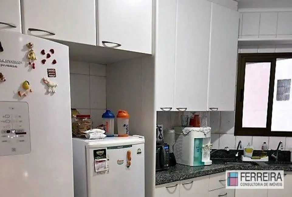 Apartamento com 4 quartos à venda, 165m2 em Vitória, Salvador - BA - imagem 6 Foto 6 de Apartamento com 4 quartos à venda, 165m2 em Vitória, Salvador - BA