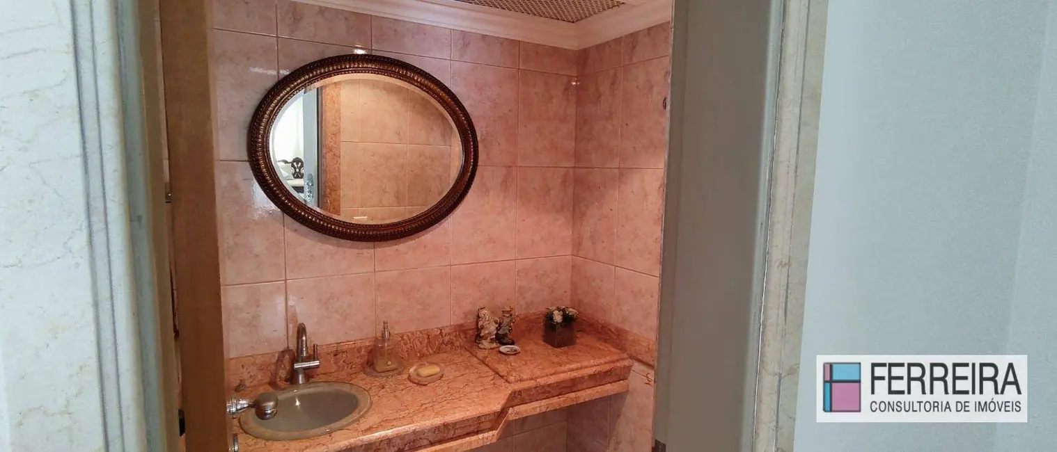 Apartamento com 4 quartos à venda e para alugar, 197m2 em Graça, Salvador - BA - imagem 3 Foto 3 de Apartamento com 4 quartos à venda e para alugar, 197m2 em Graça, Salvador - BA