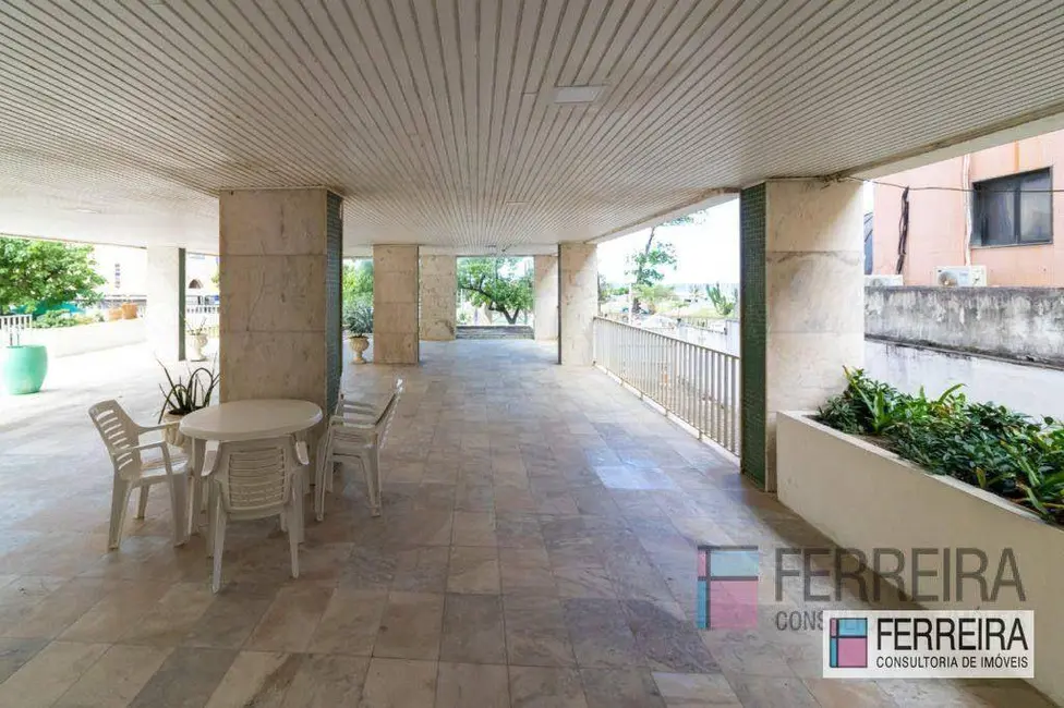 Foto 3 de Apartamento com 4 quartos à venda, 240m2 em Pituba, Salvador - BA