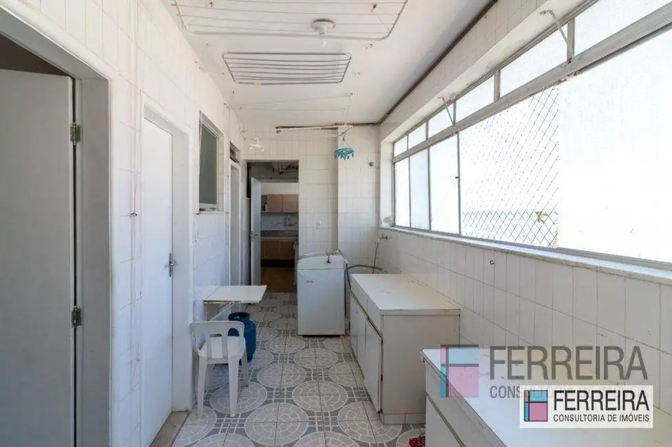 Foto 1 de Apartamento com 4 quartos à venda, 240m2 em Pituba, Salvador - BA