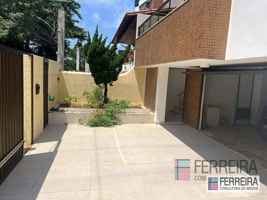 Foto 3 de Casa com 4 quartos à venda, 360m2 em Pituba, Salvador - BA