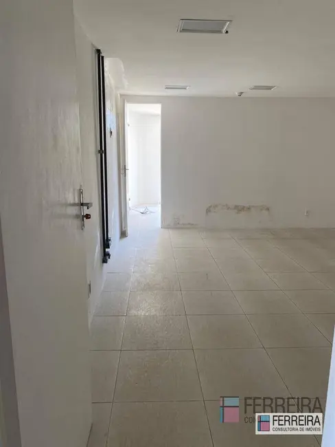 Sala Comercial para alugar, 160m2 em Caminho das Árvores, Salvador - BA - imagem 5 Foto 5 de Sala Comercial para alugar, 160m2 em Caminho das Árvores, Salvador - BA