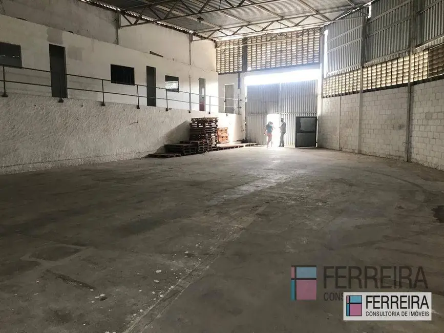 Armazém / Galpão para alugar, 375m2 em Granjas Rurais Presidente Vargas, Salvador - BA - imagem 8 Foto 8 de Armazém / Galpão para alugar, 375m2 em Granjas Rurais Presidente Vargas, Salvador - BA