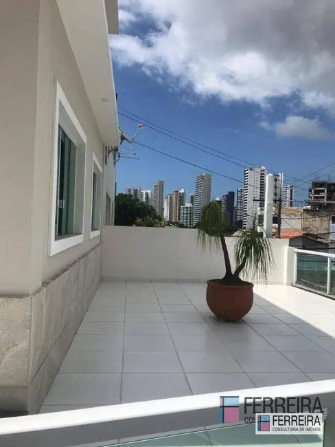 Casa com 3 quartos à venda, 360m2 em Candeal, Salvador - BA - imagem 3 Foto 3 de Casa com 3 quartos à venda, 360m2 em Candeal, Salvador - BA