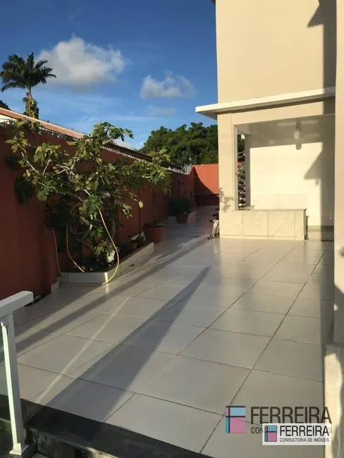 Foto 2 de Casa com 3 quartos à venda, 360m2 em Candeal, Salvador - BA