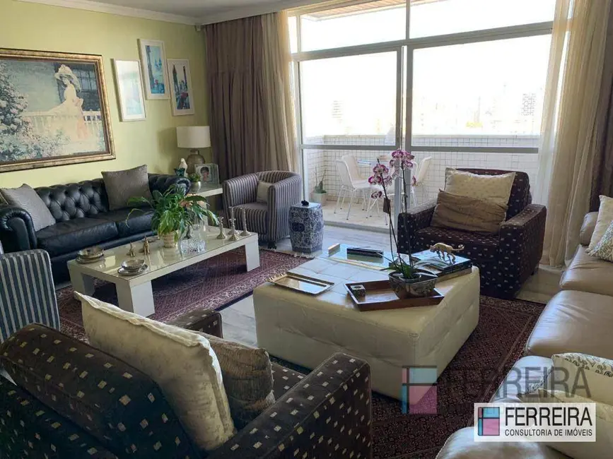 Apartamento com 4 quartos à venda, 200m2 em Canela, Salvador - BA - imagem 4 Foto 4 de Apartamento com 4 quartos à venda, 200m2 em Canela, Salvador - BA