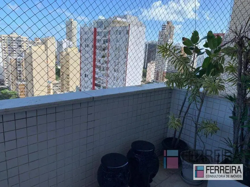 Apartamento com 4 quartos à venda, 200m2 em Canela, Salvador - BA - imagem 5 Foto 5 de Apartamento com 4 quartos à venda, 200m2 em Canela, Salvador - BA