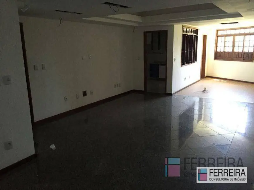 Foto 9 de Casa à venda e para alugar, 350m2 em Caminho das Árvores, Salvador - BA