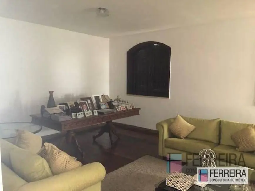 Casa com 5 quartos à venda, 420m2 em Caminho das Árvores, Salvador - BA - imagem 7 Foto 7 de Casa com 5 quartos à venda, 420m2 em Caminho das Árvores, Salvador - BA