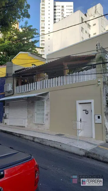 Foto 1 de Casa com 4 quartos à venda, 400m2 em Barra, Salvador - BA