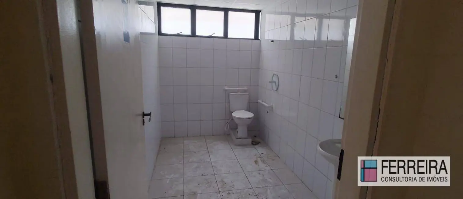 Sala Comercial para alugar, 320m2 em Caminho das Árvores, Salvador - BA - imagem 9 Foto 9 de Sala Comercial para alugar, 320m2 em Caminho das Árvores, Salvador - BA