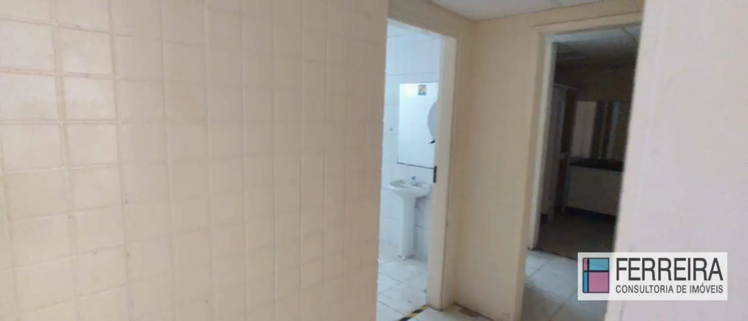 Sala Comercial para alugar, 320m2 em Caminho das Árvores, Salvador - BA - imagem 7 Foto 7 de Sala Comercial para alugar, 320m2 em Caminho das Árvores, Salvador - BA
