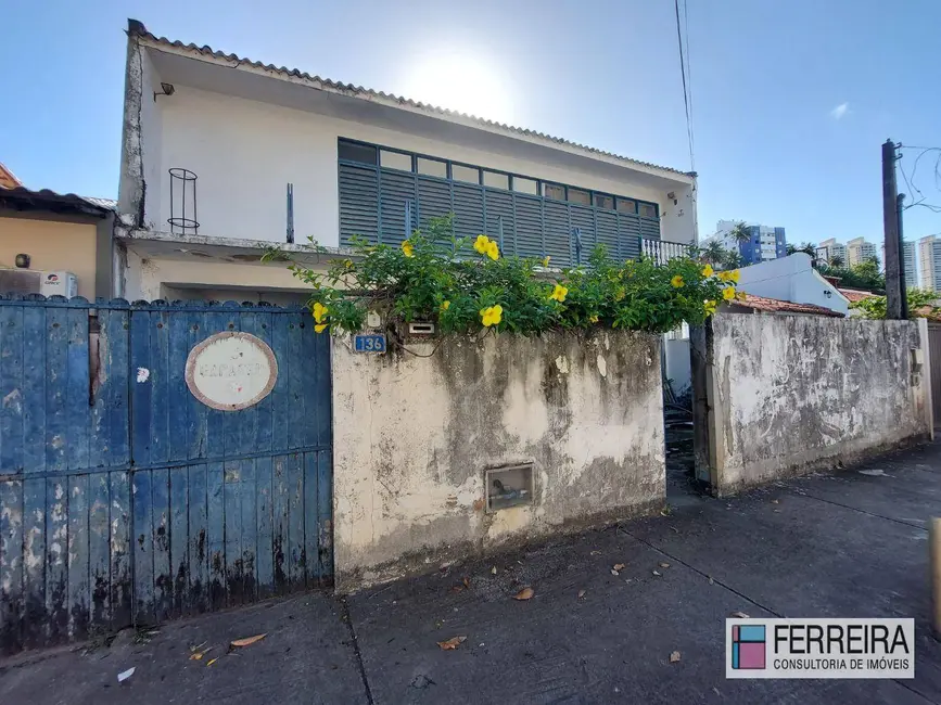 Foto 2 de Casa com 8 quartos à venda, 300m2 em Rio Vermelho, Salvador - BA