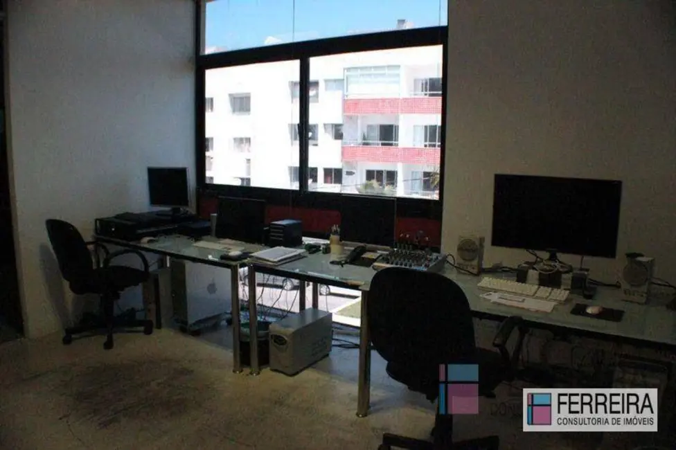 Casa com 5 quartos à venda, 1260m2 em Costa Azul, Salvador - BA - imagem 7 Foto 7 de Casa com 5 quartos à venda, 1260m2 em Costa Azul, Salvador - BA